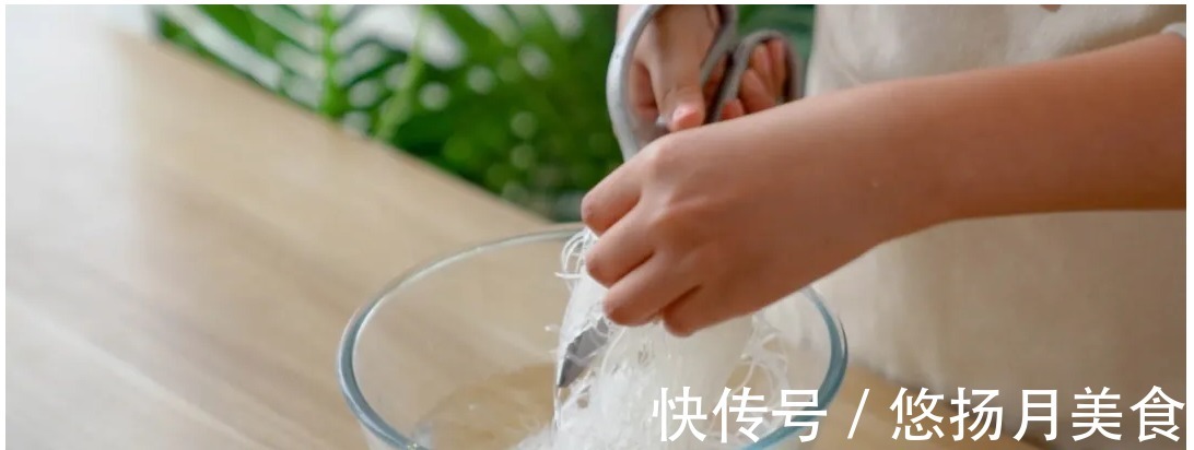 菌菇|冬天干燥宜吃它!一口鲜甜滑嫩,还能提高免疫力少生病!