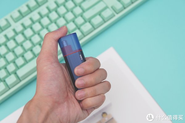 鼻腔|别让外露的鼻毛毁掉形象！轻松修剪鼻毛靠它就够了