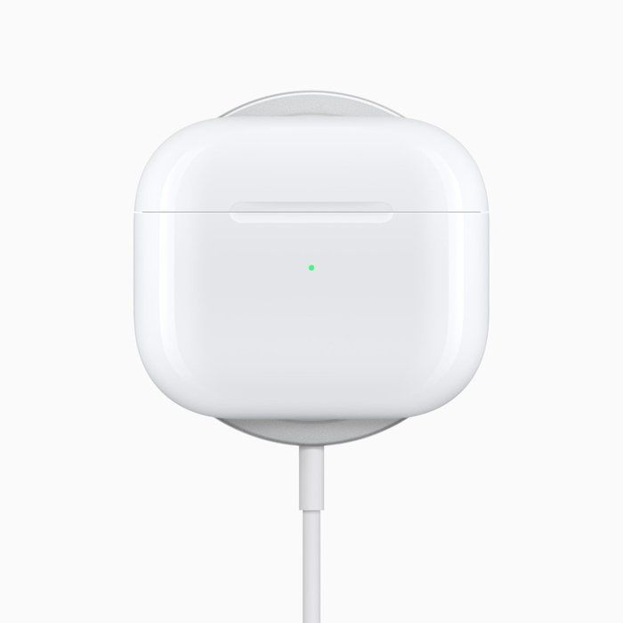 苹果发布支持空间音频的AirPods 3，售价1399元