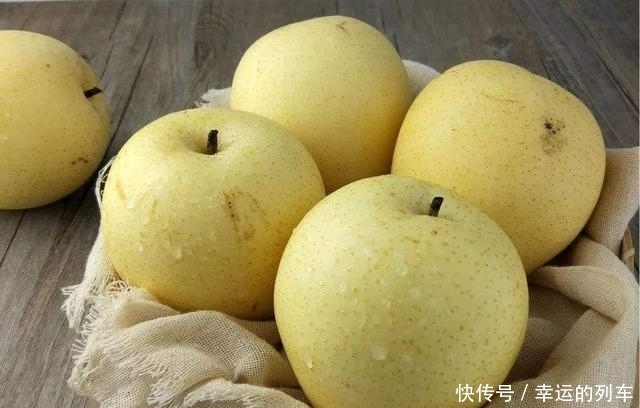 秋天|秋天就要吃雪梨,学会挑选味道香甜,补充营养身体好