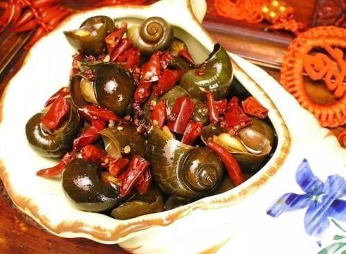 花菜|“寄生虫”成堆的四种食物,医生从来都不吃,你还傻傻的当美食