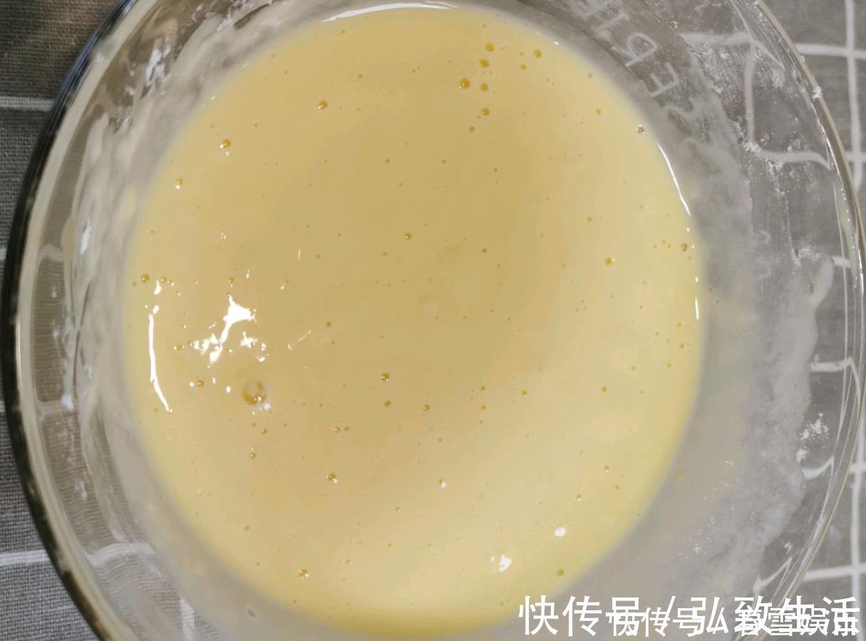 想吃蛋糕却没有打蛋器试试蒸蛋糕，不用打发不用烤，好吃不上火