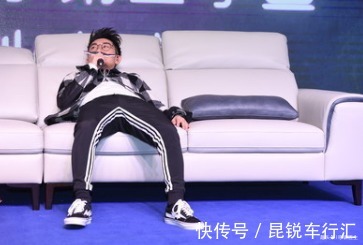 枕头|颈椎病向来不是“善茬”,可引发70多种病症,瘫痪也在其中