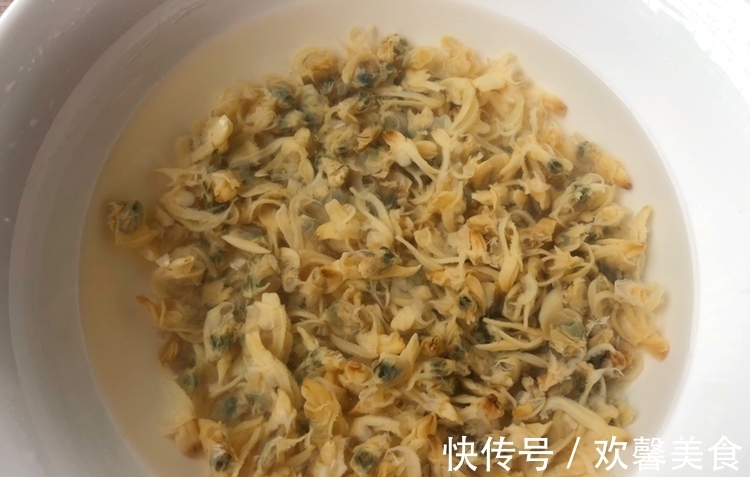 清洗干净|此菜要常做给孩子吃，增强食欲，个头一窜再窜，一斤八块钱，值得