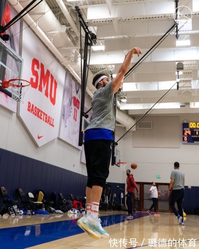 后場|太火了!克萊全明星得票數沖上熱搜,是否復出將在兩天后確定