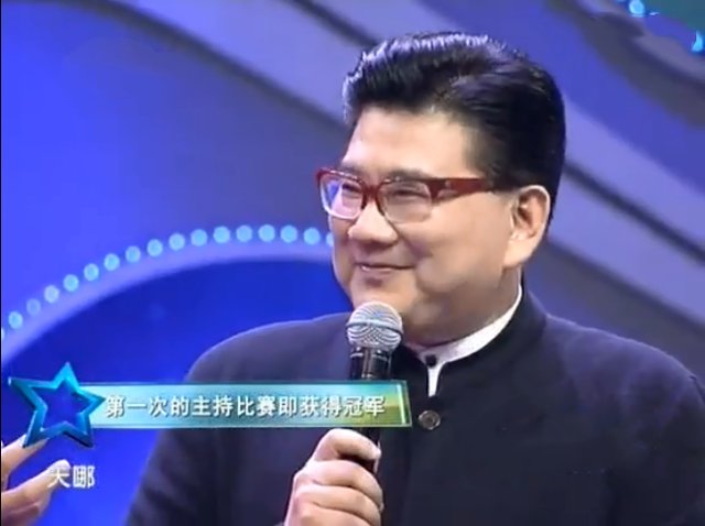 艺德|负面消息缠身的曹可凡，拿什么谈艺德？