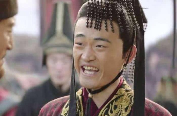 邓艾灭|邓艾灭蜀,在刘禅床下发现1物,终于明白,诸葛亮为啥救不了蜀国