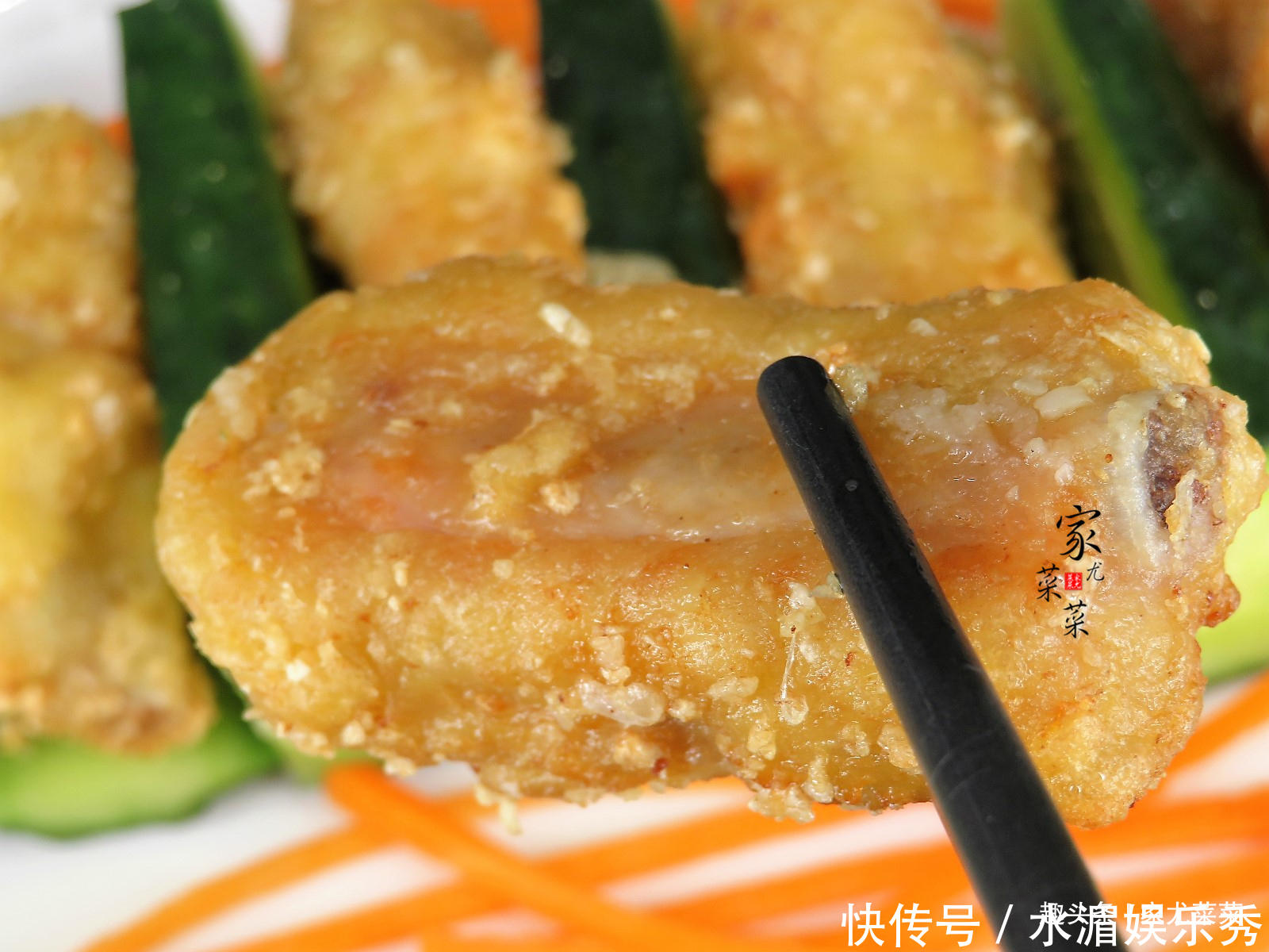 蒜香排骨|排骨别老炖汤,教你新做法,不用炸不用卤,加1个鸡蛋,上桌扫光