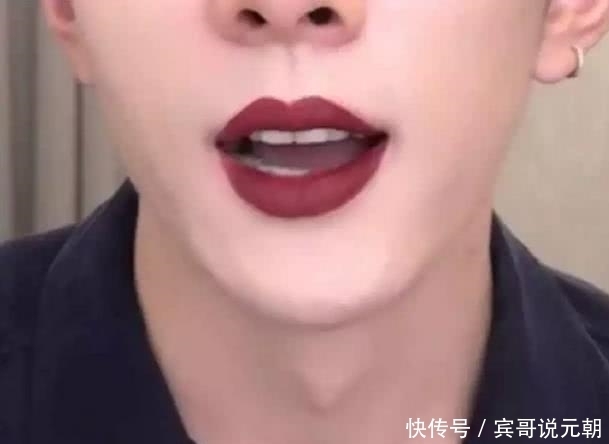 试色|有一种嘴叫李佳琦的嘴,各种口红各种涂,却都意外的都好看