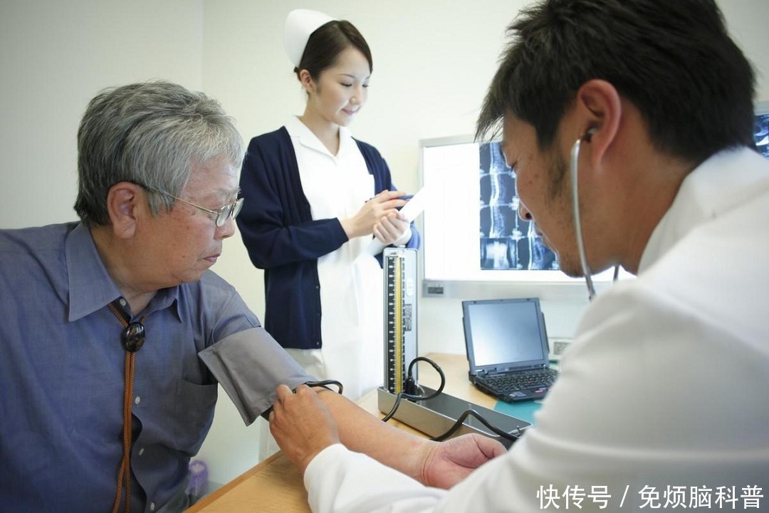 茄子|65岁大妈每天吃素,却突发脑梗离世,建议:少吃这3种菜