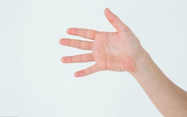 脸色苍白|寿命短的人,可能身上有4处发白,若占1个不占,恭喜容易长寿