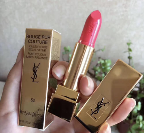 颜色|黄皮一定别涂的四只“玫瑰色”，显黑又显老，分分钟被吐槽