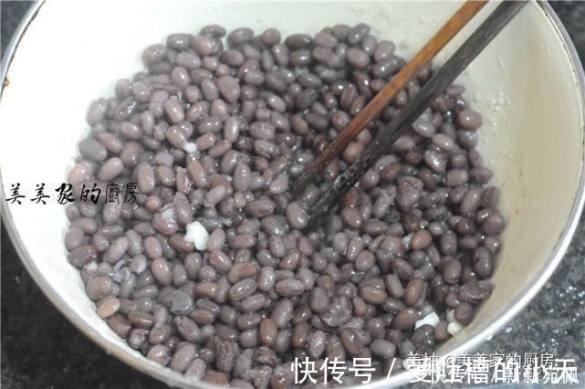 红豆|乍暖还寒,早餐试试它,不用面粉特爽口,柔软Q弹,儿子的最爱!