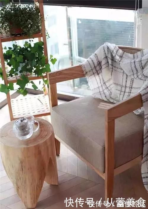 阳台|买80㎡顶楼被同事嘲笑,看到我家大阳台改花园餐厅,天天来串门