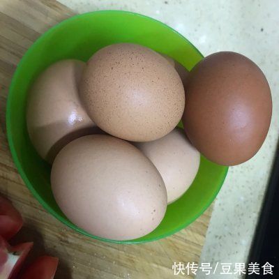 没有什么是西红柿炒蛋解决不了的,如果有那就两份