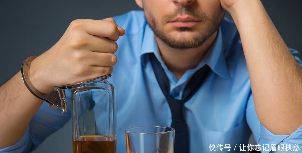 赌钱|俗语“一人不喝酒,两人不赌钱”,什么意思在农村听过吗