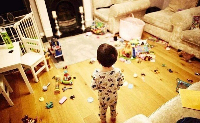 空空如也|哈佛研究家里这3个地方越乱,孩子的大脑越发达,父母别瞎勤快