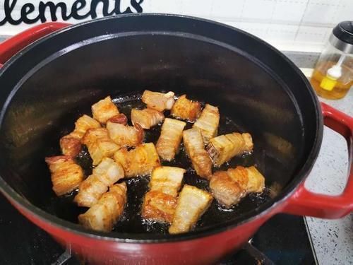 超市的猪肉很便宜,为什么市场的就很贵,卖菜的人才知道的内幕