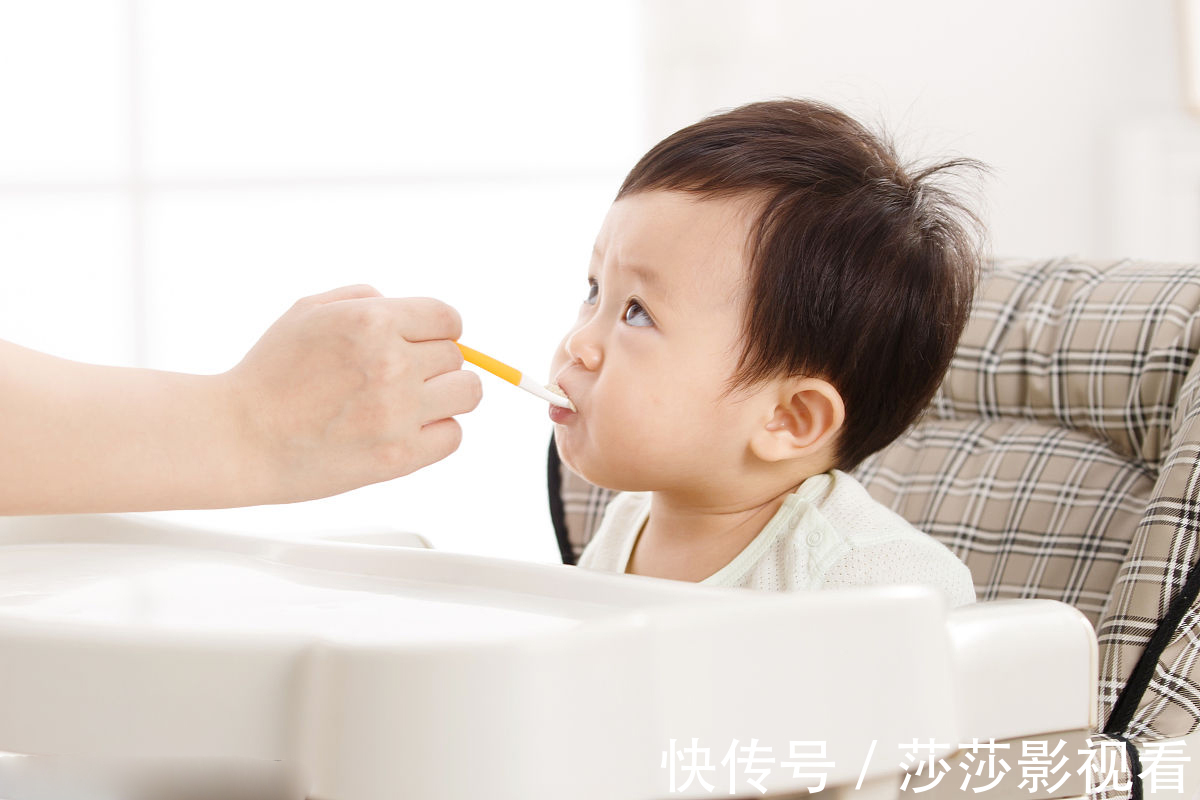 小媛|都知道吃肉好,但四种肉是公认的“儿童不宜”,再便宜都别给娃吃