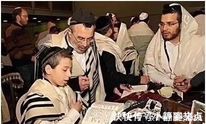 经商$犹太人的处世智慧:求人办事,牢记这2条法则,人生会越来越顺