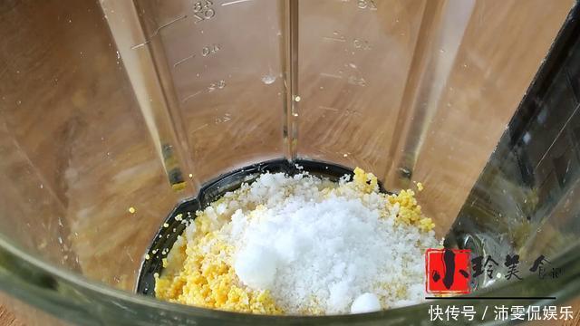 做成|小米加上一袋牛奶,做成小米糕,养胃易消化,暄软香甜,真好吃
