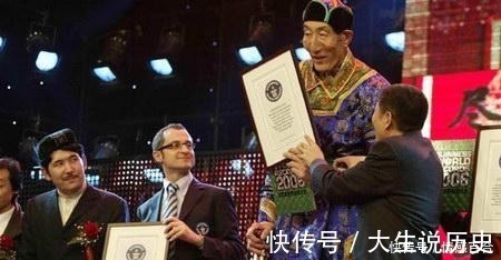 一家人|比姚明还高的鲍喜顺,不顾医嘱花甲得子,如今一家人怎么样了!