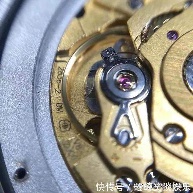 et最受国人欢迎的几个手表品牌,都使用的是什么机芯?