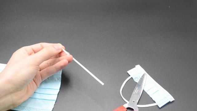 一次性口罩用完别扔，里面这个小东西用途太棒了，一年省下不少钱