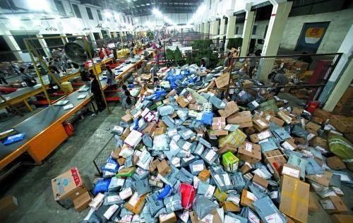 夜后|“尾款人”之夜后 →_→ 快递井喷，仓库防火要点必须看！