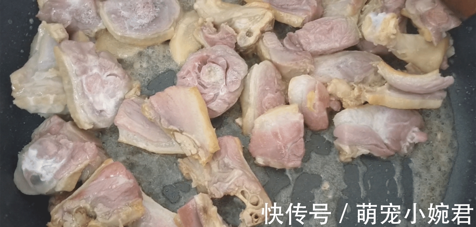 腊鸭|芋头新吃法,一次做5个,咸香松软又简单,出锅好吃下饭越吃越香