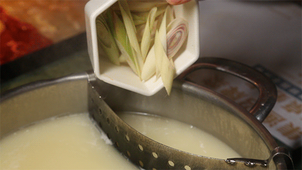 泰式|来了成都必须吃的一家泰式火锅