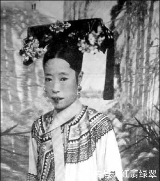 瑾妃|她因为长得不好看才被选进宫,爱吃又不受宠,后来得到溥仪敬重