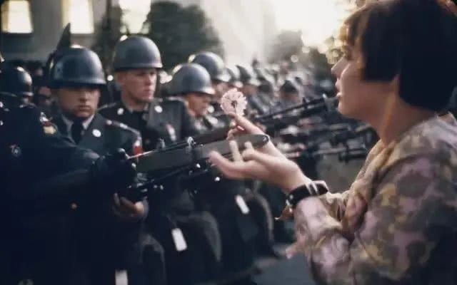 开战|别整天说开战！你热爱战争的唯一原因是没参加过战争！