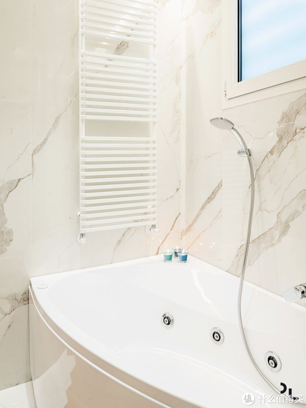 装修|90后丁克一族夫妻的家，装修审美太独特，入户后我被深深吸引了