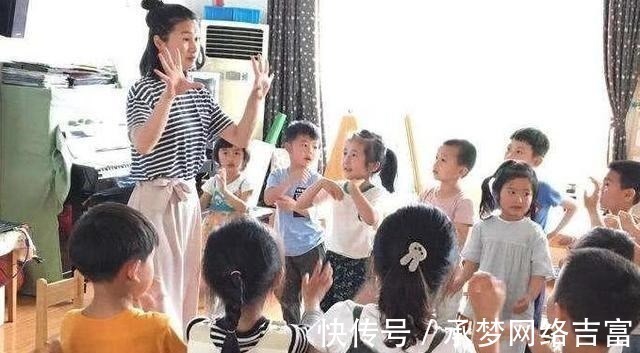 孩子|为了鼓励三胎政策,“三育一体化”将全面实施,年轻人生娃有望了