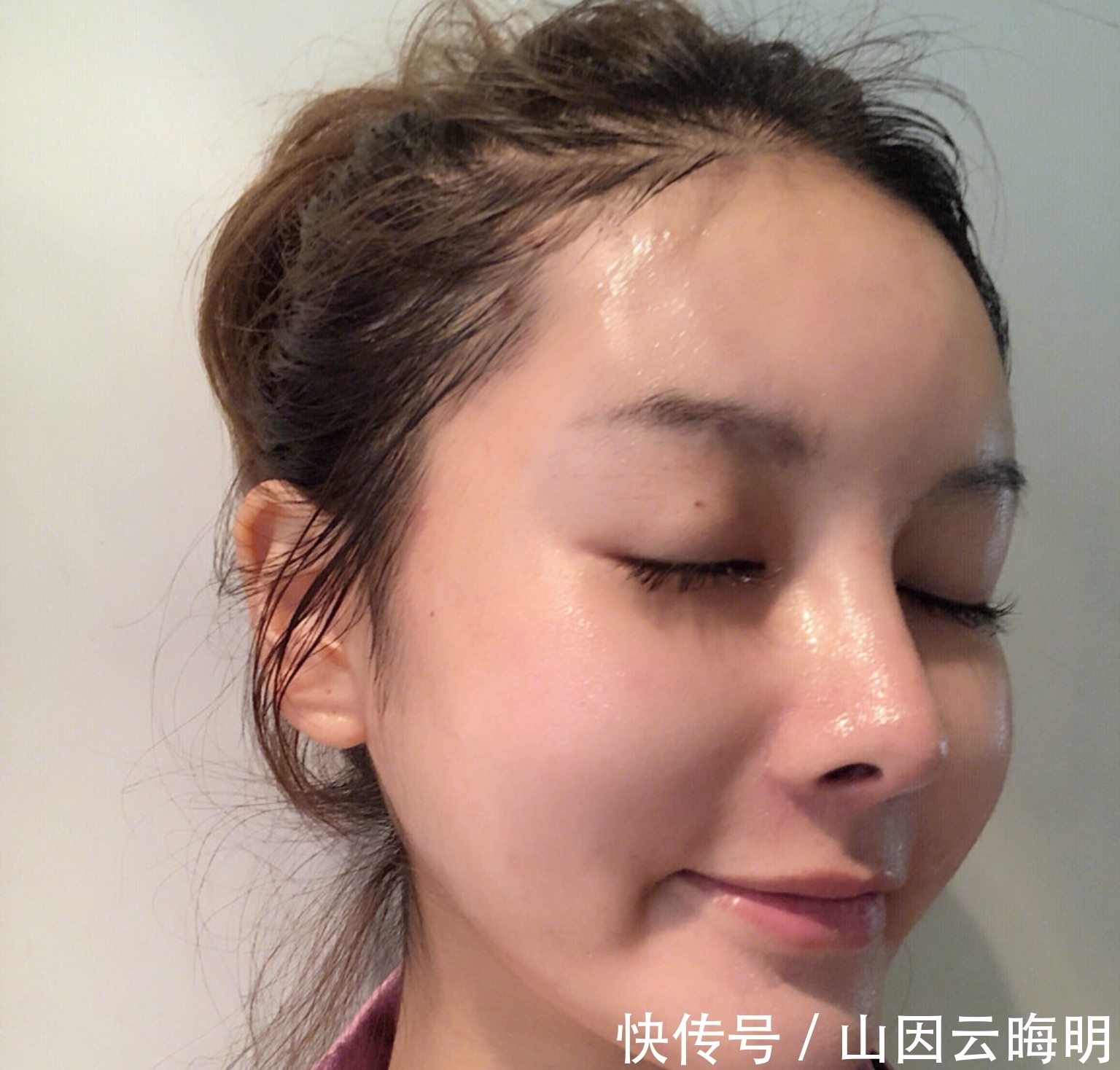 提亮|女人脸色暗黄怎么补救?显老没气色,美容师说护肤多加这三个步骤