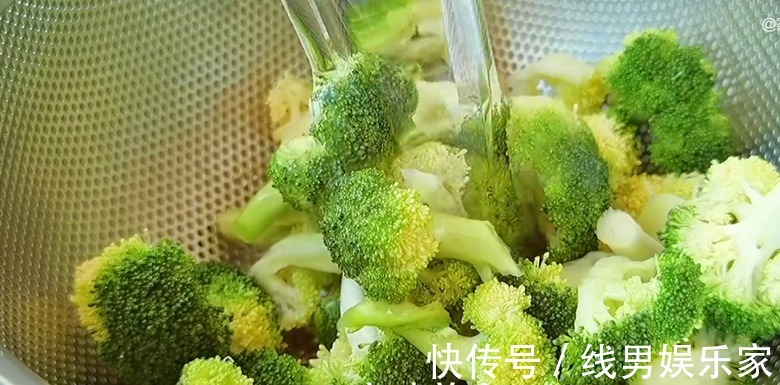脆嫩|炒西兰花,最忌直接炒和焯水了,教你3招,脆嫩入味,营养不流失