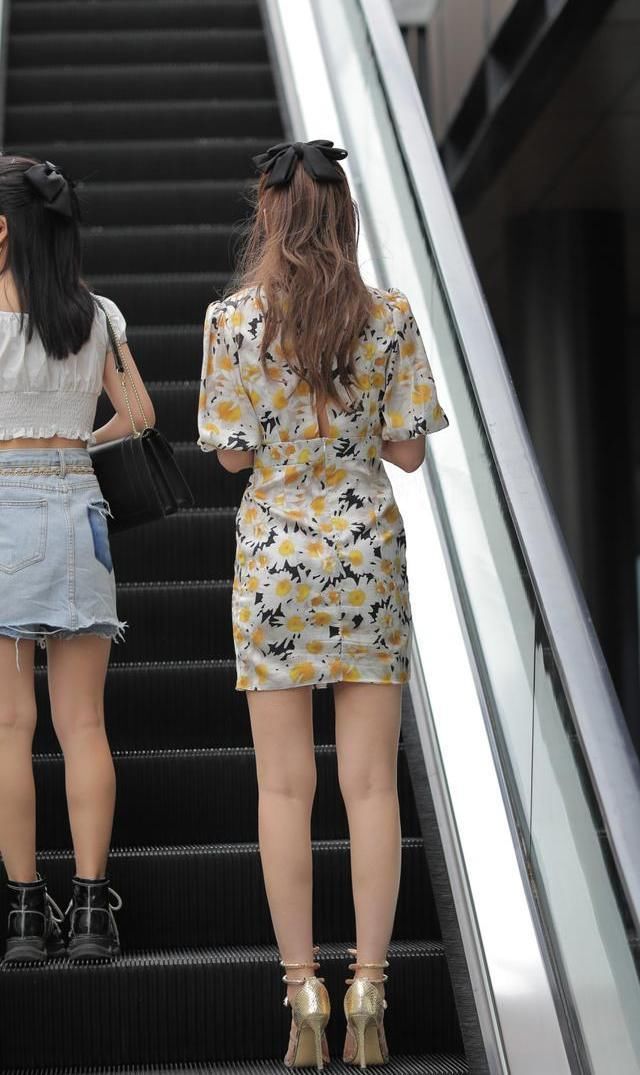 粗踝粗女孩穿裙子，试缠腿凉鞋，显腿长，提升时尚效果