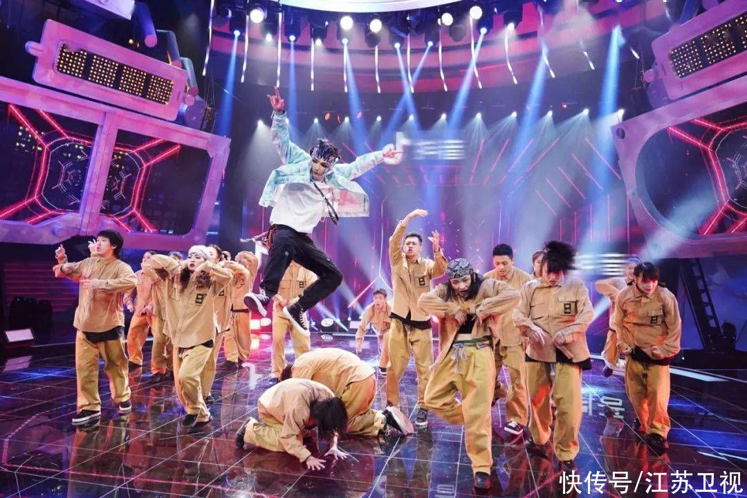 青铜|《蒙面舞王》第二赛段开启,“银河”“宇宙”两大战队集结