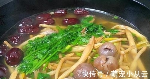 自然|失眠就怕这碗汤,隔2天就喝一碗,一觉睡到自然醒,真舒服啊!