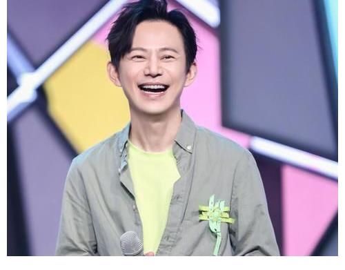 新版《快乐大本营》将改名《你好星期六》，主持人何炅，曝四嘉宾