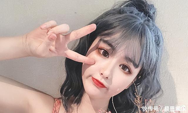 2020年很火的“显白”发色，减龄又百搭，配什么发型都好看