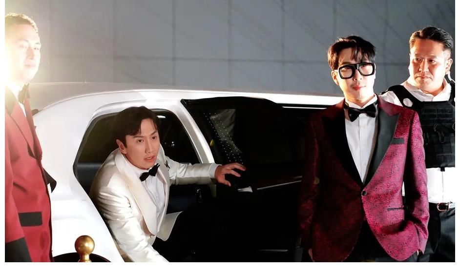 RM宋智孝与TINY哥合照！河东勋留言感谢李光洙！金钟国广告图！