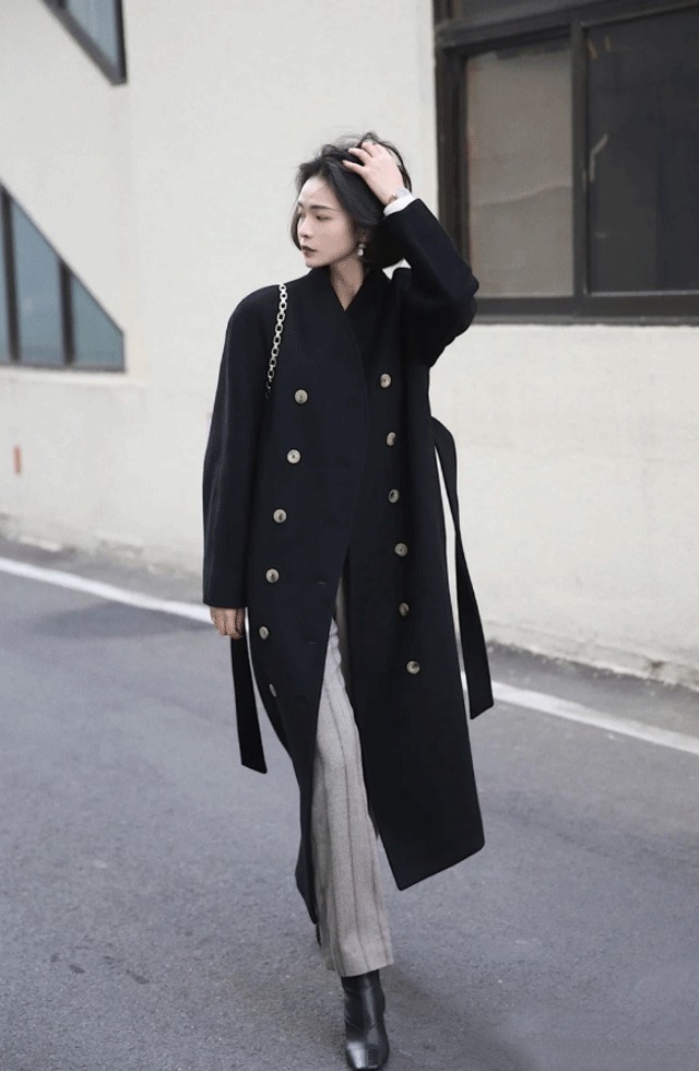 不懂黑色，就别乱穿，真的没有那么百搭，来学习正确穿法