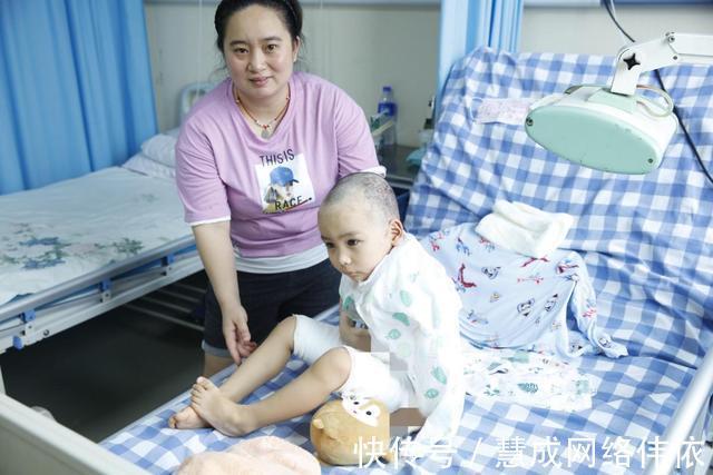 徐丽霞|给儿子洗澡,让她后悔一生“我永远都不会原谅自己”