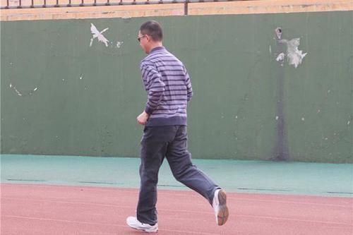 肌肉|50岁以上的人,坚持每天慢跑,对身体会有什么好处?