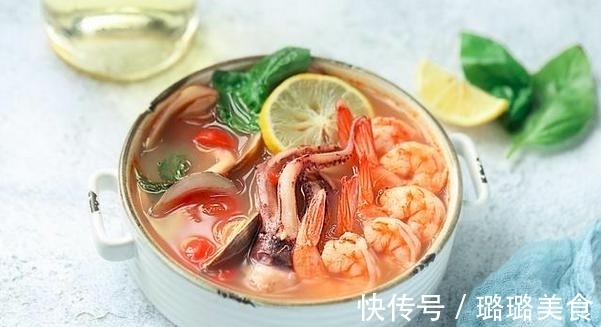 泰式海鲜酸辣汤|10分钟搞定泰式海鲜酸辣汤，清爽又开胃，还够鲜