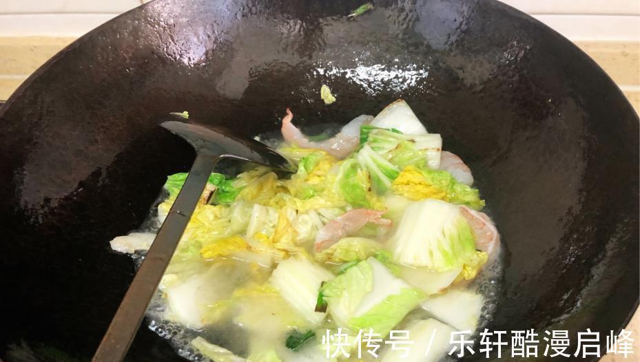 虾仁|一个人吃饭,我从不叫外卖,这菜自己在家就能做,营养又健康!