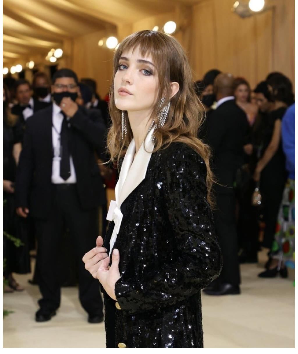 美女图——美国00后演员塔莉娅·莱德