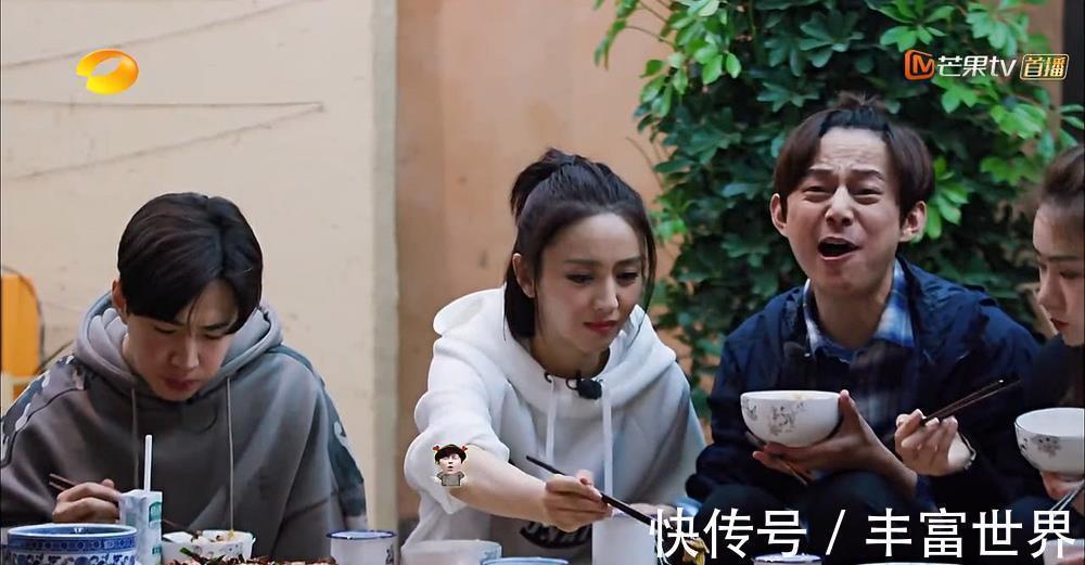 失意|何炅屡次在《向往的生活》中做这样的事情，众网友：演得不累吗？